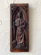 画像2: アレクサンドリアの聖カタリナ ゴシック 魔物装飾 木彫 パネル 15世紀 フランス ／ 15th Century French Gothic Carved Oak Panel St. Catherine of Alexandria (2)