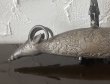 画像1: 18〜19世紀 ペルシャ様式 火薬入れ 両端動物頭／ライオンと鹿の狩猟図装飾 (1)